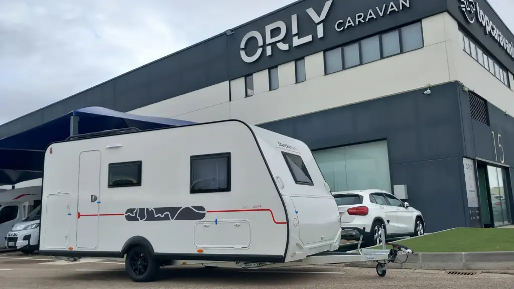 Sterckeman Easy 470PE Kids – Caravana familiar de 6 plazas