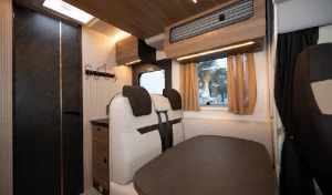 Comedor de la Rimor Sarus 96 Plus en stock en Orly Caravan