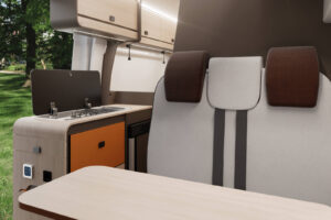 Interior de la Rimor Horus 54